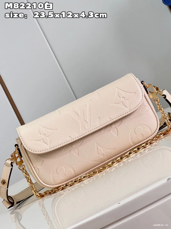 WIS on Wallet Ivy LOUIS Chain VUITTON 1119